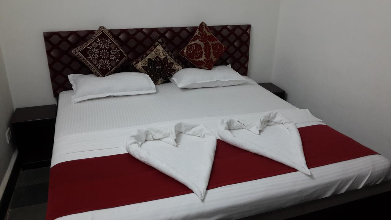 Hotel Republica Панаджі Екстер'єр фото